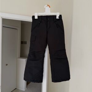 Roebuck & Co. Youth Snow Pants Size 5/6 Black Pockets Water Resistant